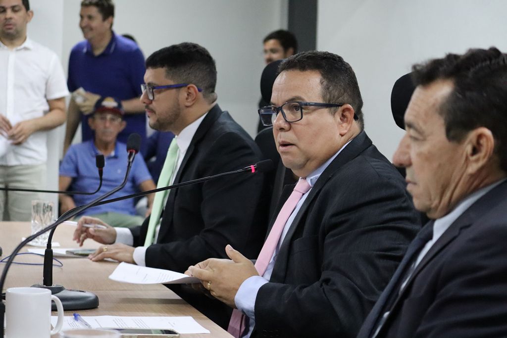 Câmara de Guamaré aprova projeto do Executivo que regulamenta pagamento do Piso Nacional da Enfermagem