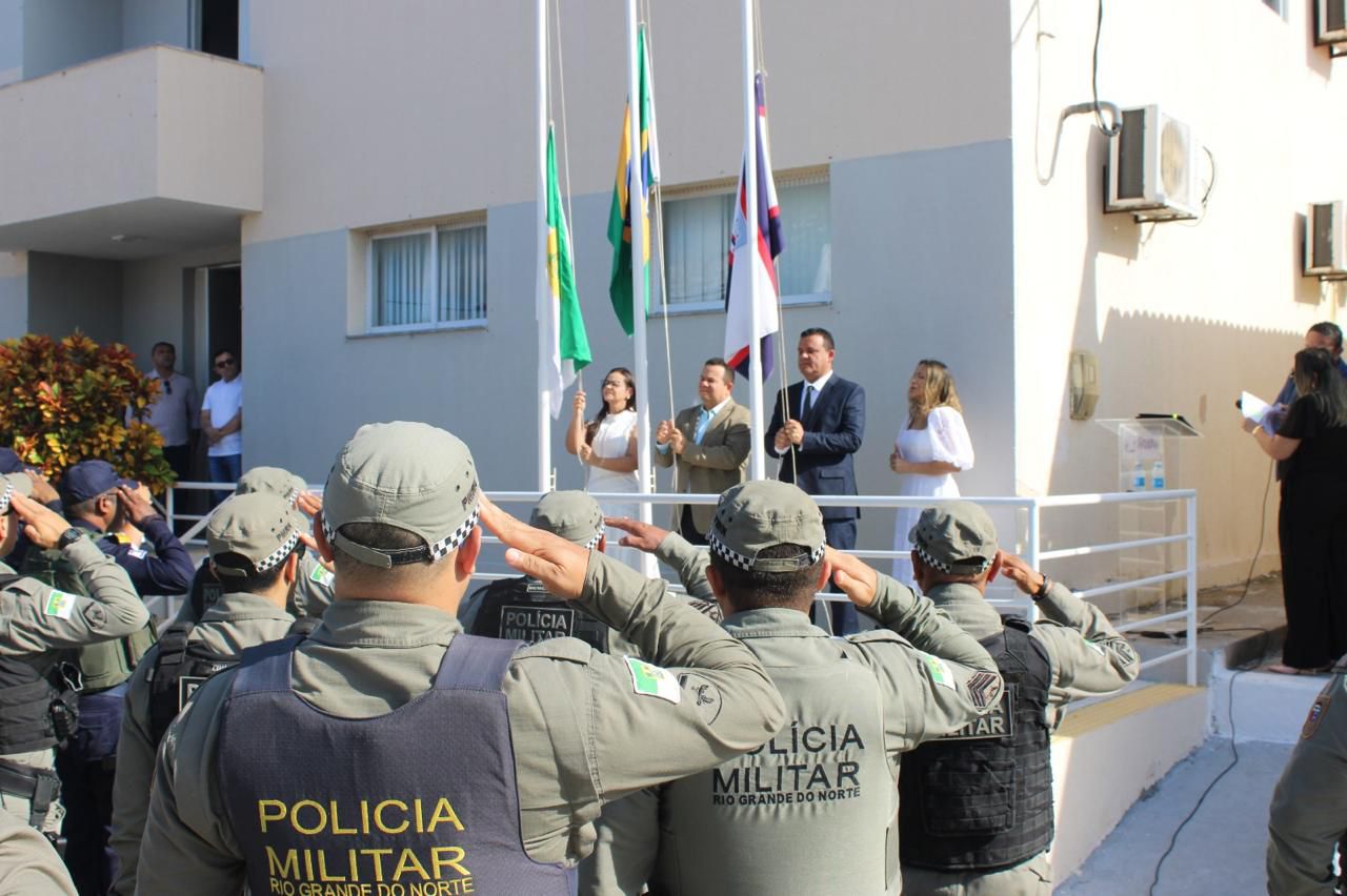 Guamaré: Vereadores prestigiam ato cívico no 07 de maio