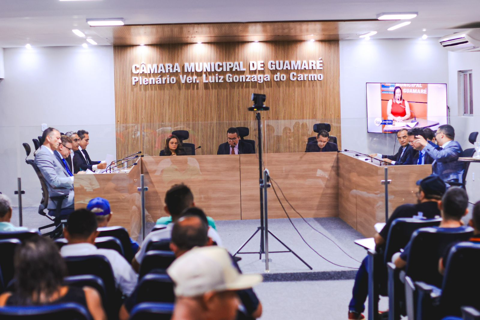 Câmara de Guamaré aprova PL que assegura aumento de salário para professores